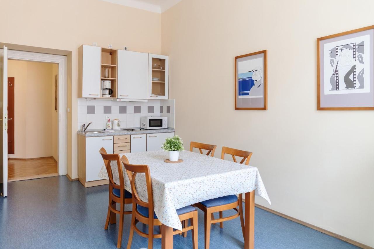 Sibelius Apartments Прага Екстер'єр фото