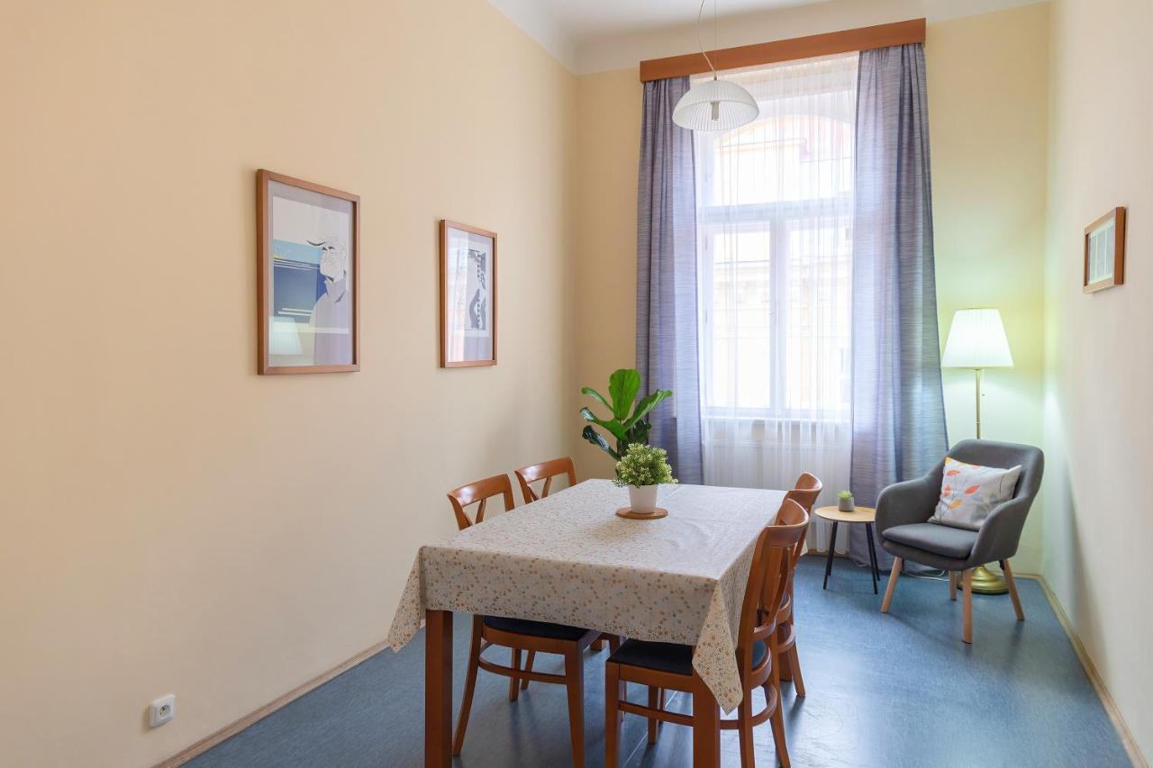 Sibelius Apartments Прага Екстер'єр фото