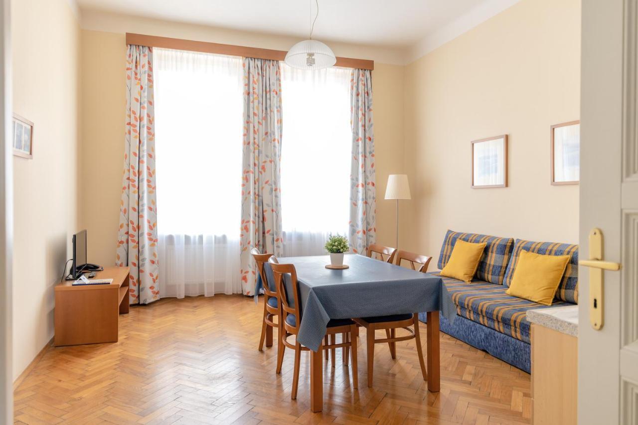 Sibelius Apartments Прага Екстер'єр фото